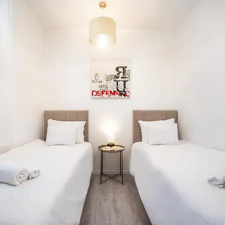 Sunlit Heaven 2-bdr Budapest